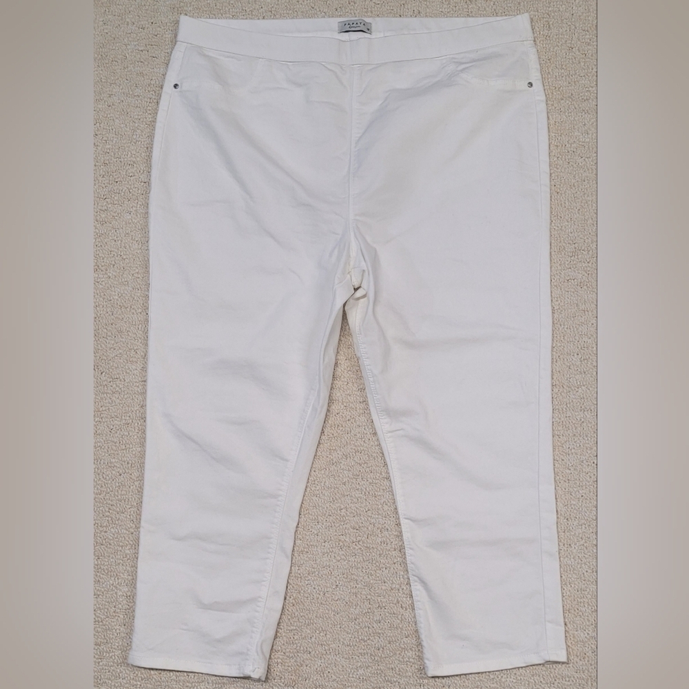 Papaya Denim Shorts Capri Length 18 White Pull On Elastic Waist Stretch